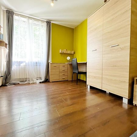 Cosy Room Aleja Kijowska Краків Екстер'єр фото